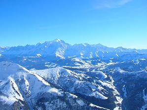 Mt. Blanc - pohled z vrcholu La Balme